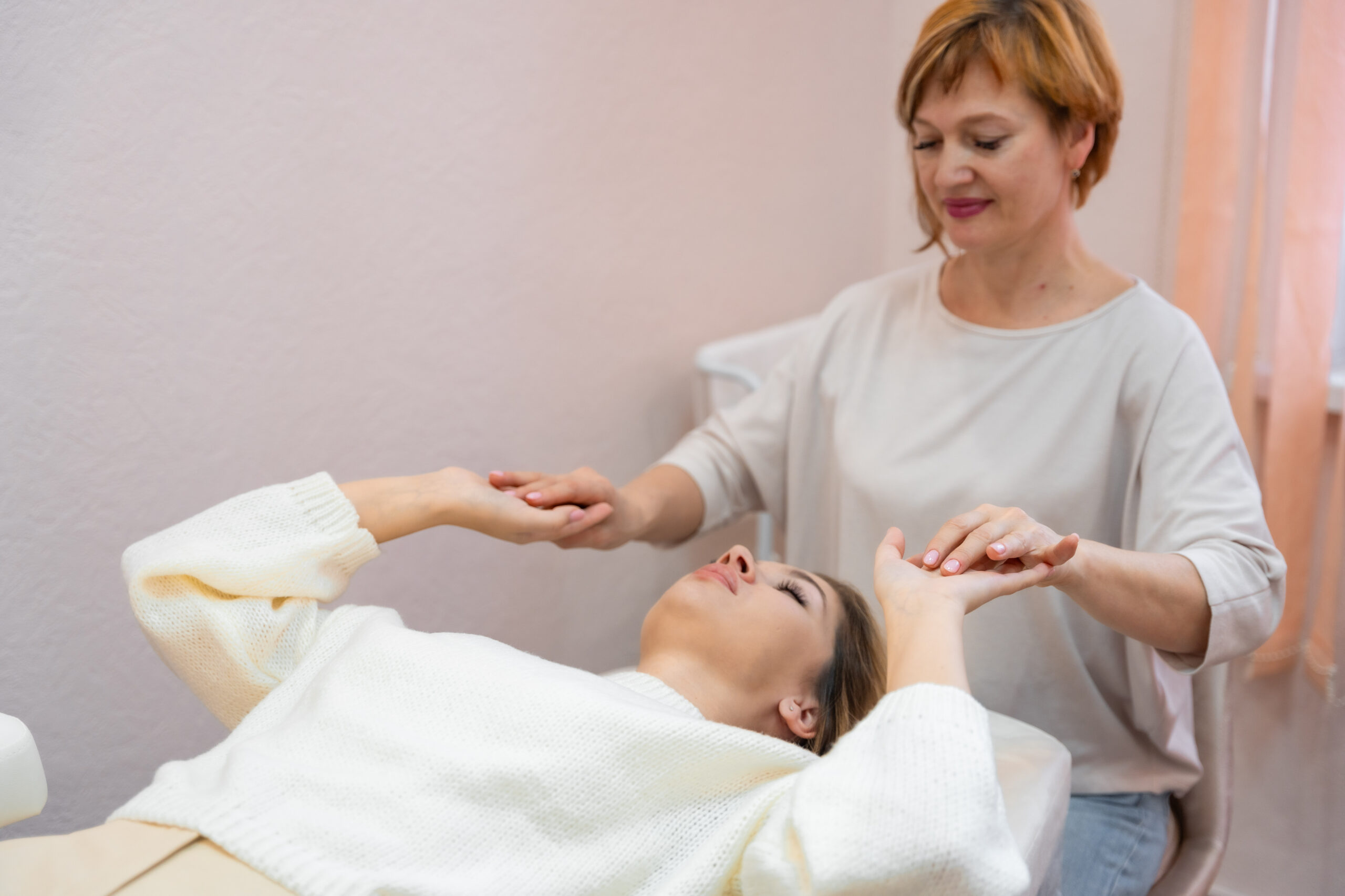 Conoce cómo funciona un sesión de Reiki a distancia
